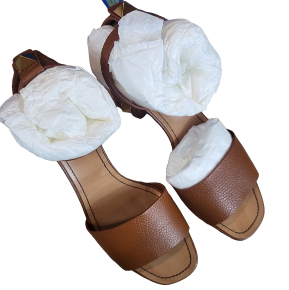 Valentino Garavani Block Heel Sandals Tan 41 - Picture 4 of 7